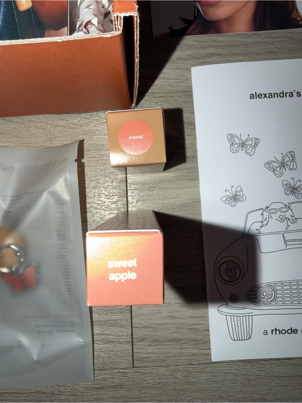 RHODE Sweet Apple Monet complete flutter charm carabiner alexandra's set
LIMITED - Picture 7 of 16